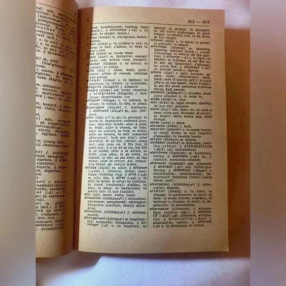 Larousse’s French•English >> English•French Dictionary published in 1955 - Picture 4 of 5